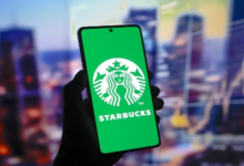 إقالة المدير التنفيذي لشركة "ستاربكس" الأمريكية بسبب تراجع المبيعات في ظل المقاطعة