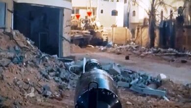 المقاومة تستهدف قوة صهيونية من 15 جندياً في جباليا وتوقع دبابات الاحتلال في كمائنها