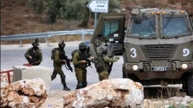 قوات الاحتلال تقتحم مدناً وبلدات في الضفة وتشنّ مداهمات واعتقالات