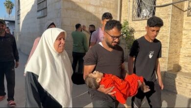 "سلاح التجويع" الإسرائيلي يودي بحياة طفل في غزة وعدد الضحايا بلغ 300 خلال 80 يوما