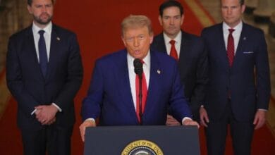 وكانت مصادر طبية في قطاع غزة قد أكدت أن حصيلة من وصل إلى المستشفيات من شهداء منتظري المساعدات الغذائية 450 شهيدا وأكثر من 3,466 إصابة منذ البدء بالعمل بمراكز توزيع المساعدات.