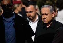 مكتب الإرهابي نتنياهو: تعديلات حماس على مقترح وقف إطلاق النار غير مقبولة بالنسبة لــ"إسرائيل"