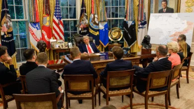 "أطفال في مكتب مدير المدرسة".. تعليقات ساخرة من صورة لقاء ترامب بالقادة الأوروبيين