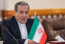 وزير خارجية إيران: لن نتنازل عن حقنا السيادي في التخصيب ولن نتراجع أمام واشنطن