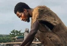 أحد أنصاره حاول الانتقام منه بحرق سفينته... تطور جديد في قضية مدعي النبوة الغاني