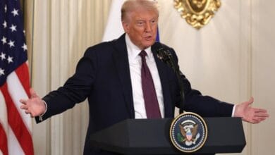 ترامب: حاملة طائرات أخرى تتّجه إلى الشرق الأوسط قريباً