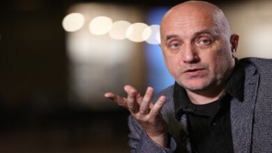 روسيا تدرس إطلاق جائزة أدبية بديلة لجائزة "نوبل"