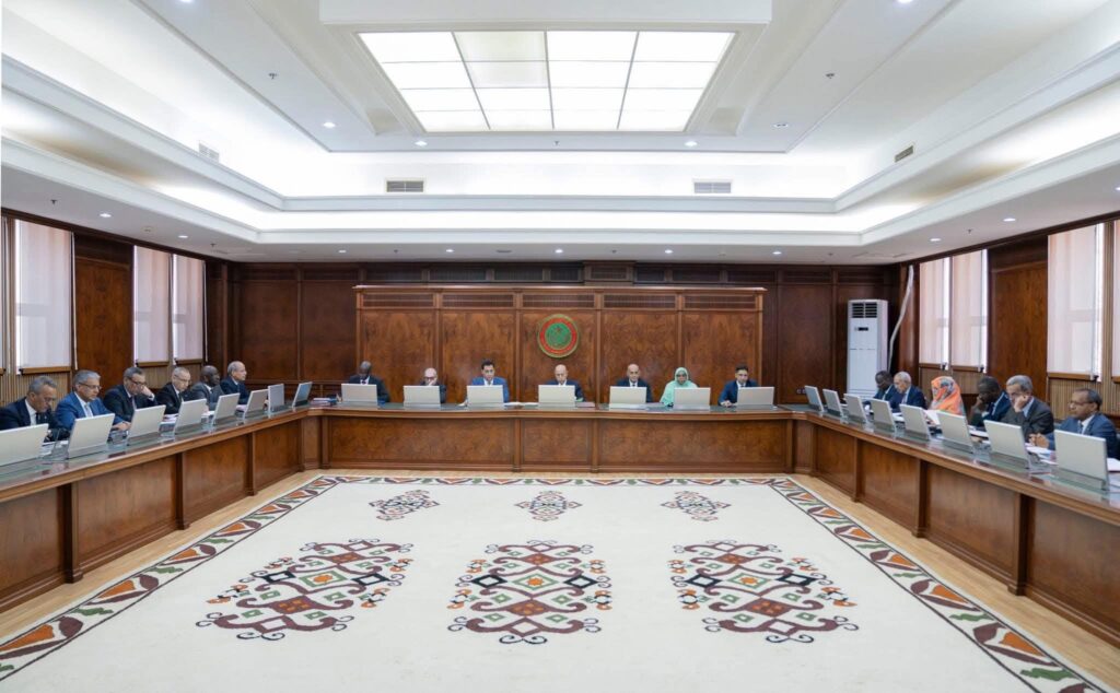 مجلس الوزراء: تعيينات جديدة في عدة قطاعات والمصادقة على عدظ…