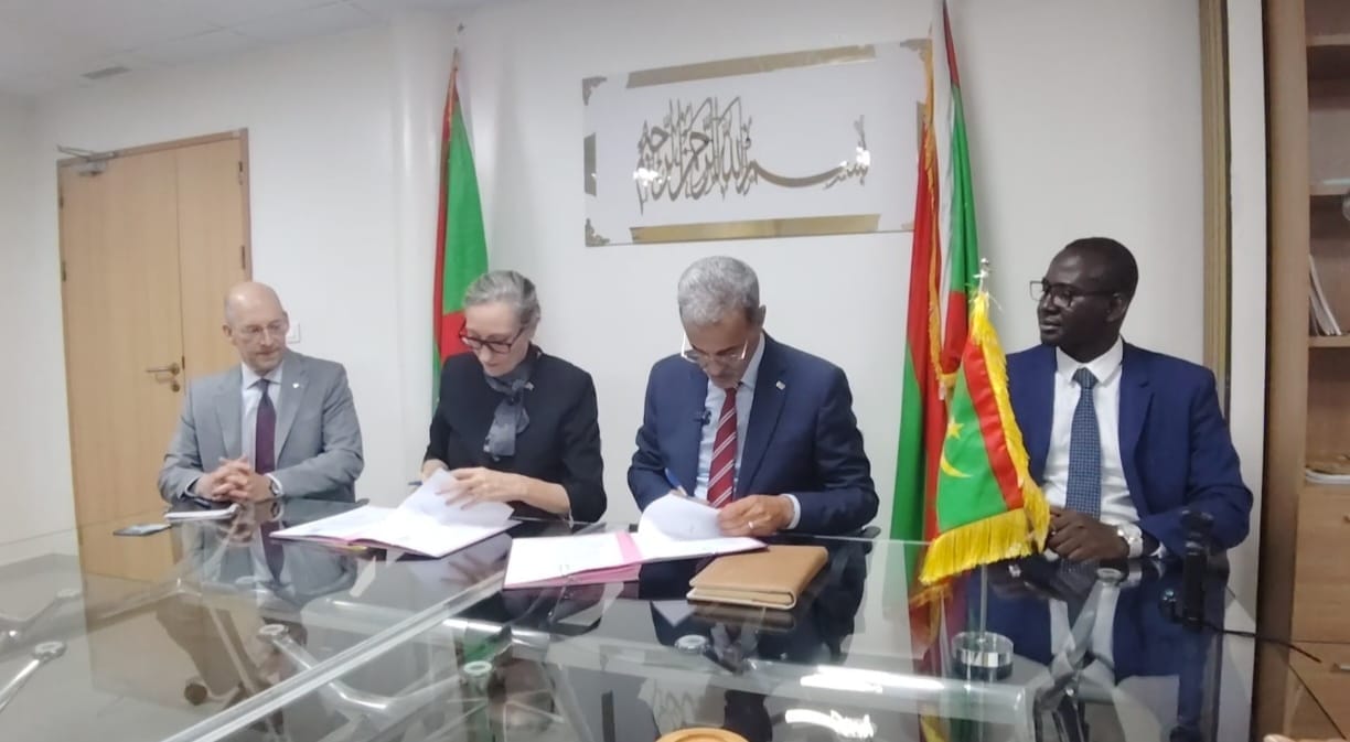 موريتانيا والولايات المتحدة توقعان اتفاقاً إطارياً مع للتعاون في مجال…