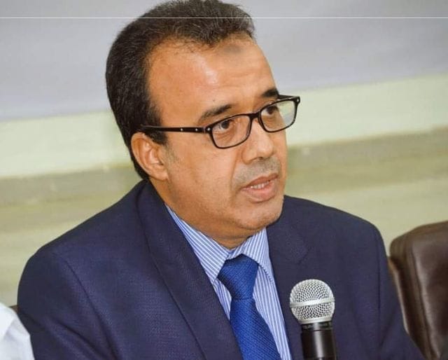 موريتانيا.. محامٍ يطالب جهات حقوقية بالتحقق من ظروف احتجاز ضابط…