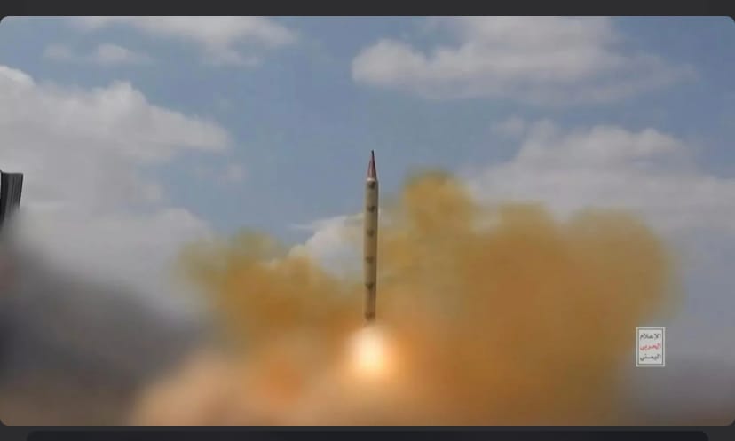بالصواريخ البالستية.. القوات اليمنية تستهدف ناقلة نفط سعودية قبالة ينبع
