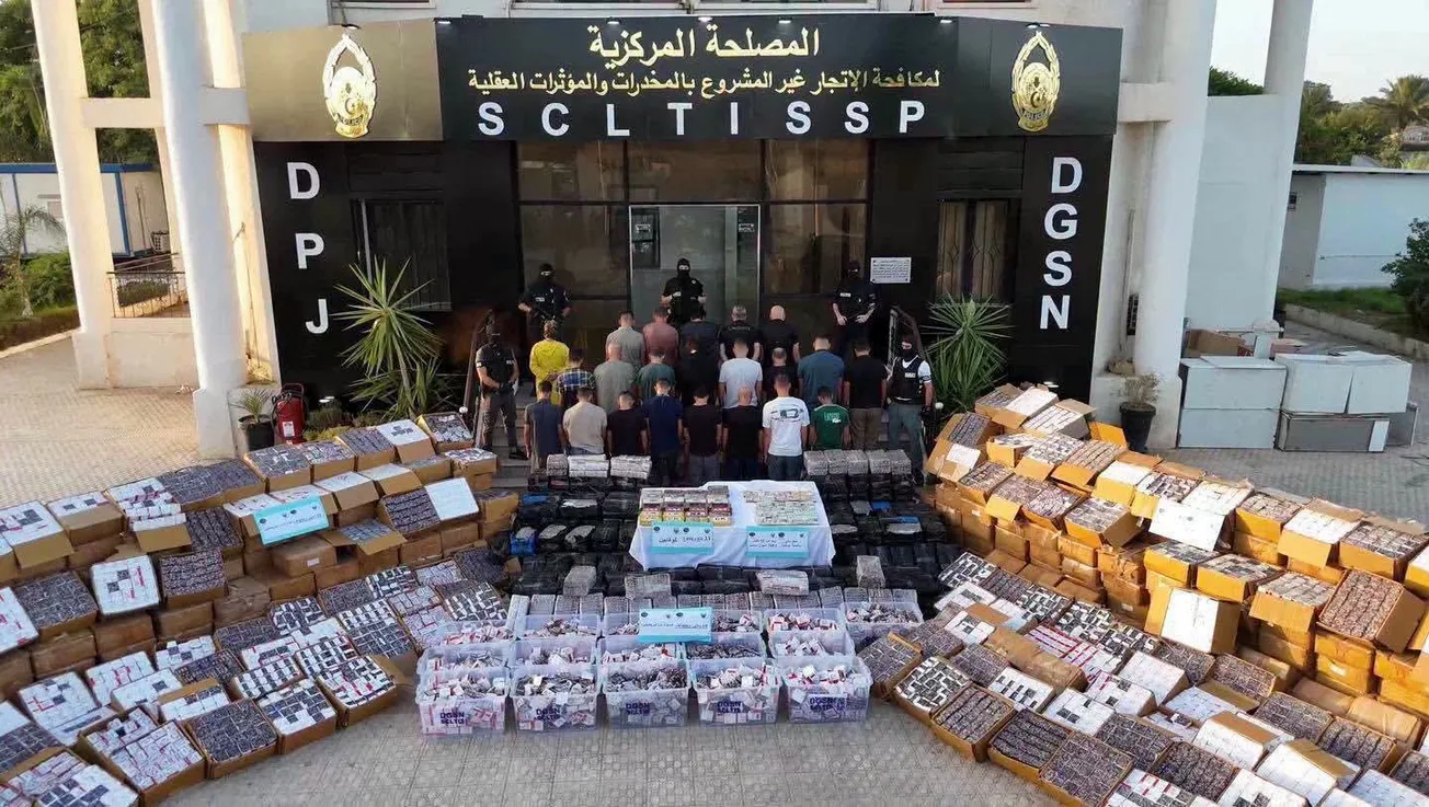 سجن موريتاني ضمن شبكة مخدرات دولية جرى توقيفها بالجزائر