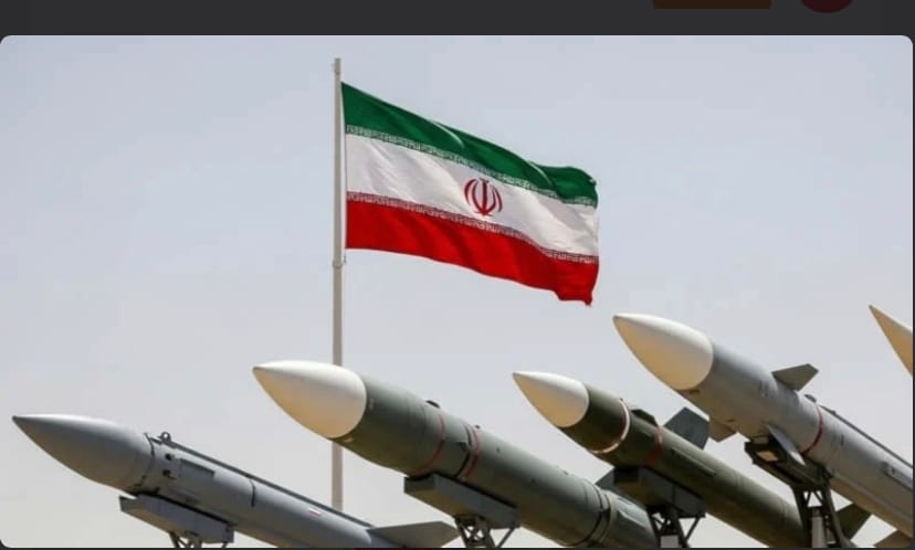 إيران تعلن بدء «الرد الحاسم» على الضربات الأميركية وتؤكد إسقاط…