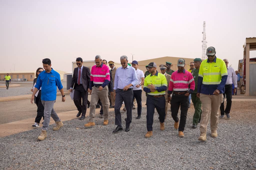 وزير المعادن يتفقد تازيازت ويلتقي ممثلي العمال