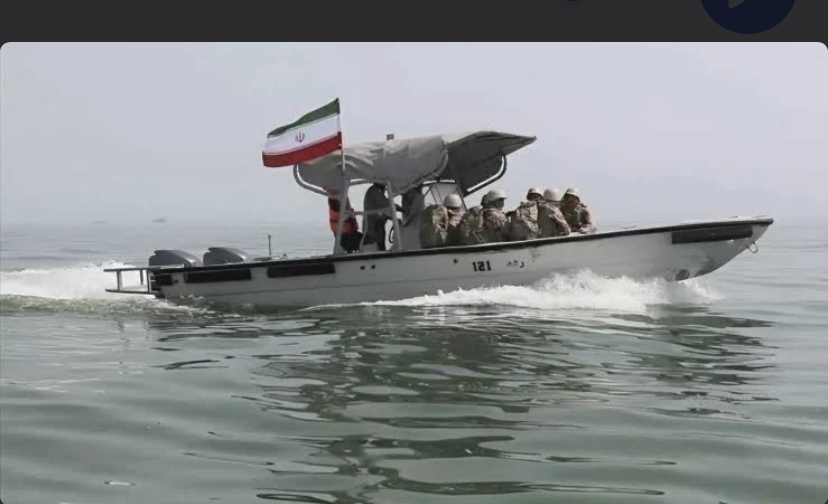 سريع: استهدفنا معدات عسكرية في مطار الريان.. ونحذّر الرياض من…
